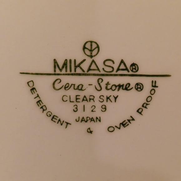 4 vintage Mikasa Cera-Stone Clear Sky salad plates #3129 Japan - Picture 3 of 4